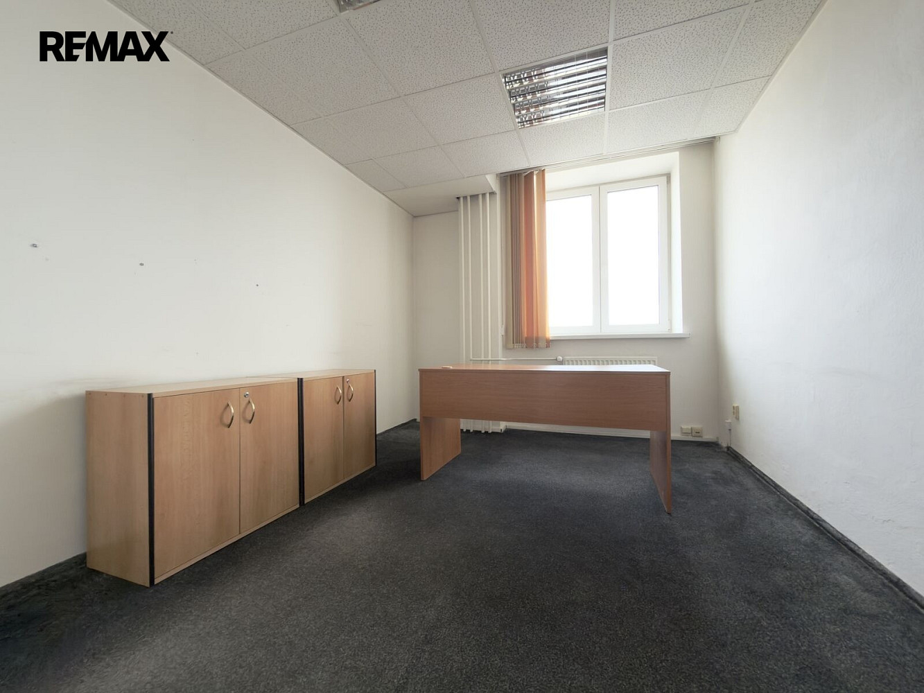 Pronájem kanceláře 34 m² – fotografie 5
