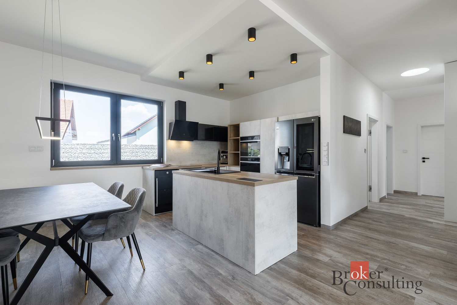 Prodej domu 119 m² s pozemkem 499 m² – fotografie 2
