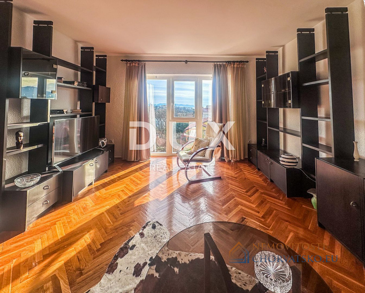 Prodej bytu 2+1 73 m² - Widok 2