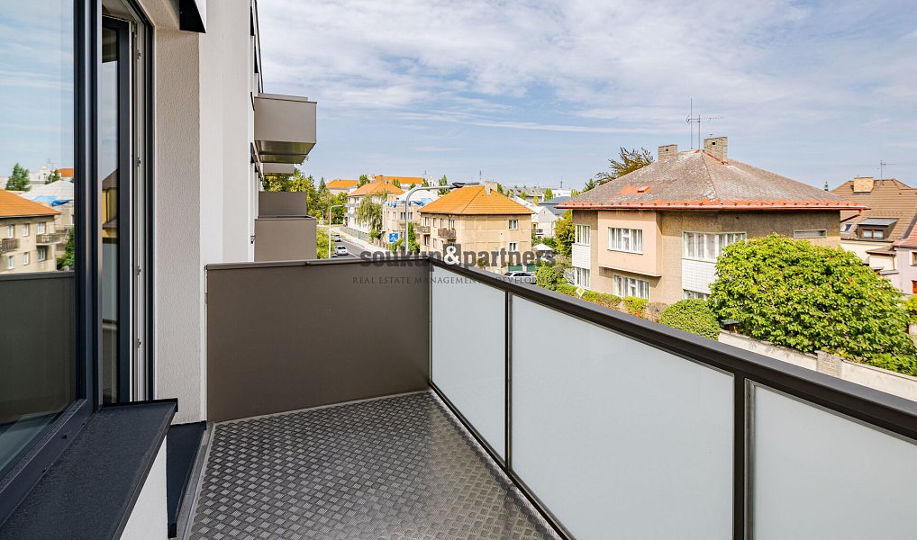 Prodej bytu 1+kk 38 m², Kladno – náhled fotky 2