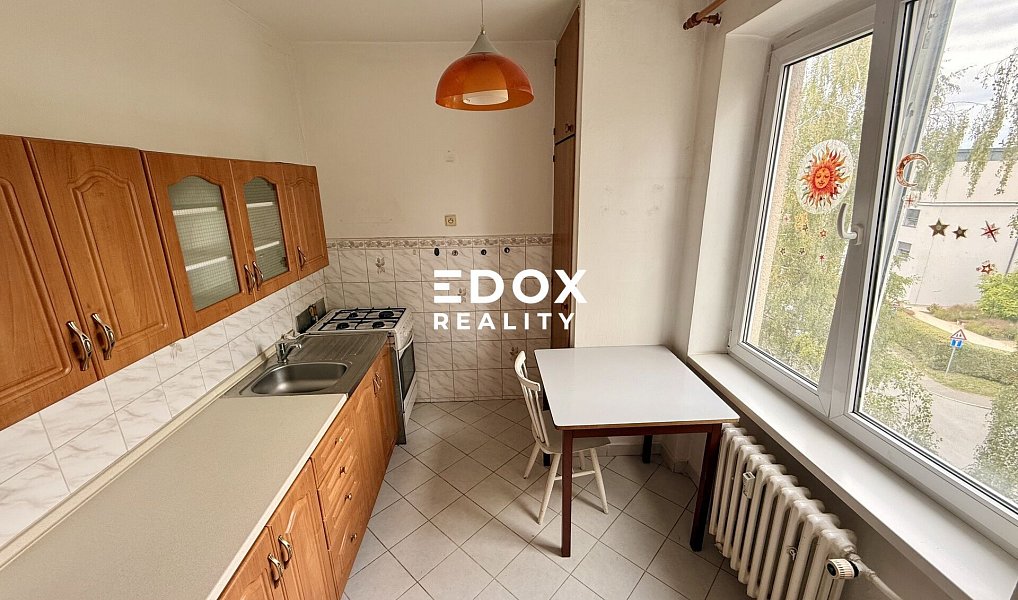 Prodej bytu 2+1 55 m², Praha – náhled fotky 2