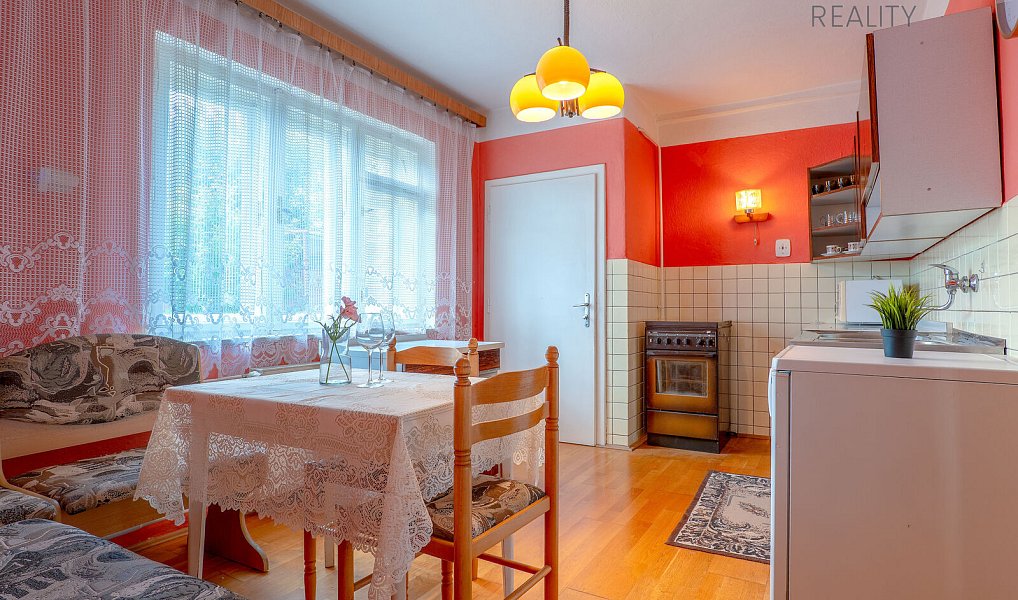 Prodej domu 180 m² s pozemkem 397 m², Krásensko – náhled fotky 4