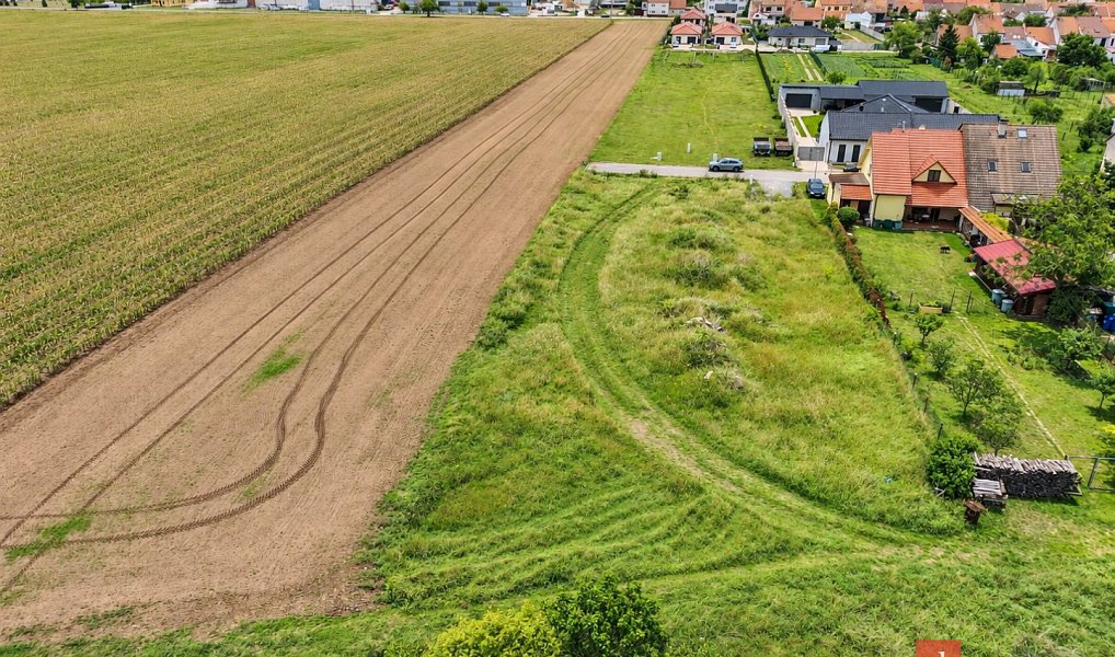 Prodej stavebního pozemku 1 019 m², Vranovice – náhled fotky 9