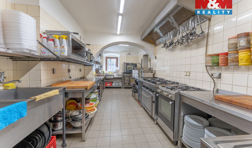 Prodej restaurace 390 m², Suchdol – náhled fotky 9