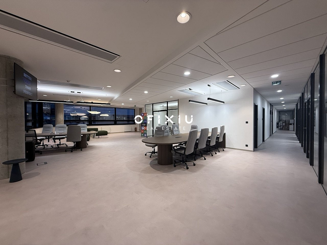 Pronájem kanceláře 500 m² – fotografie 3