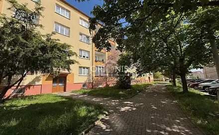 Prodej bytu 3+1 72 m², Komenského, Kadaň, okres Chomutov