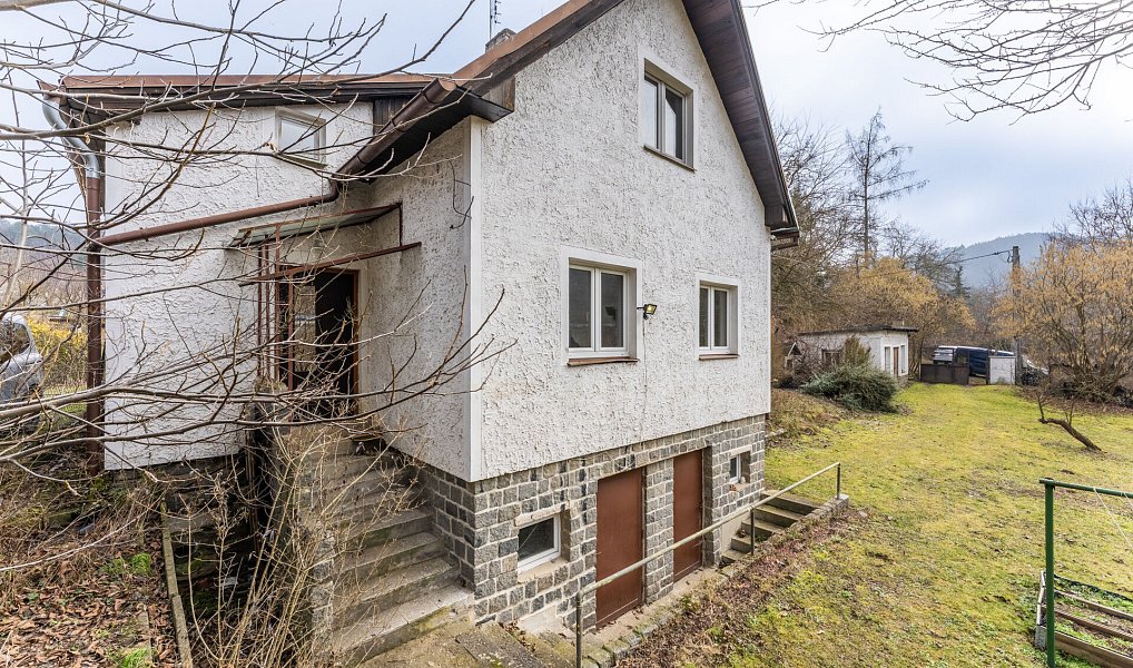 Prodej domu 80 m² s pozemkem 1 203 m², Husinec – náhled fotky 16