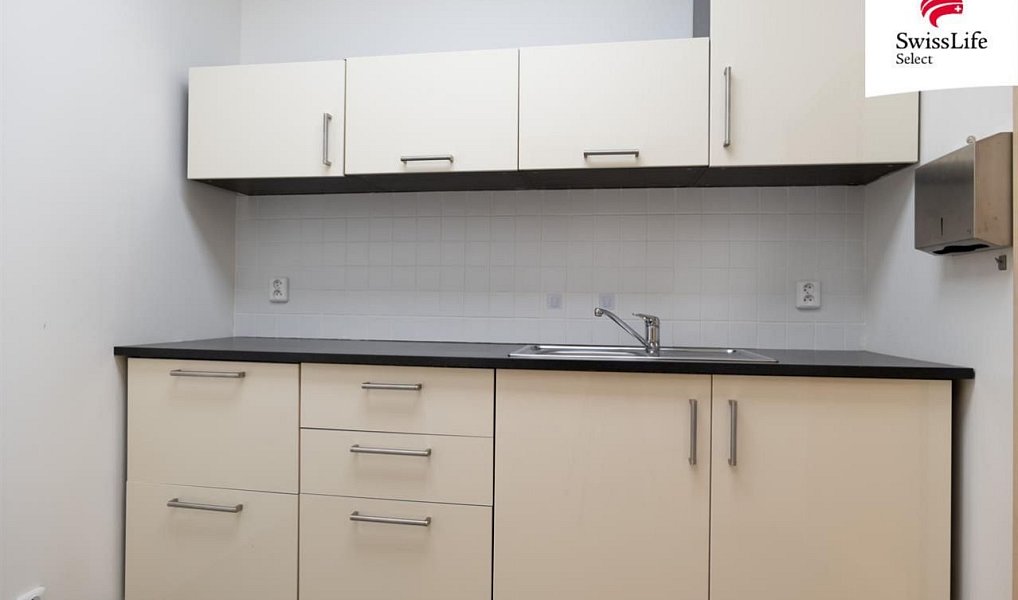Pronájem kanceláře 403 m², Praha – náhled fotky 13