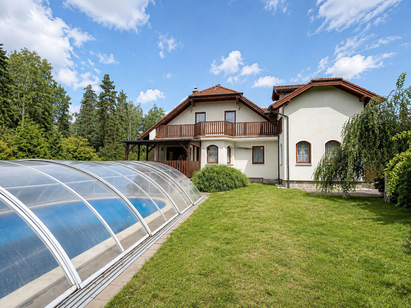 Prodej domu 362 m² s pozemkem 925 m²