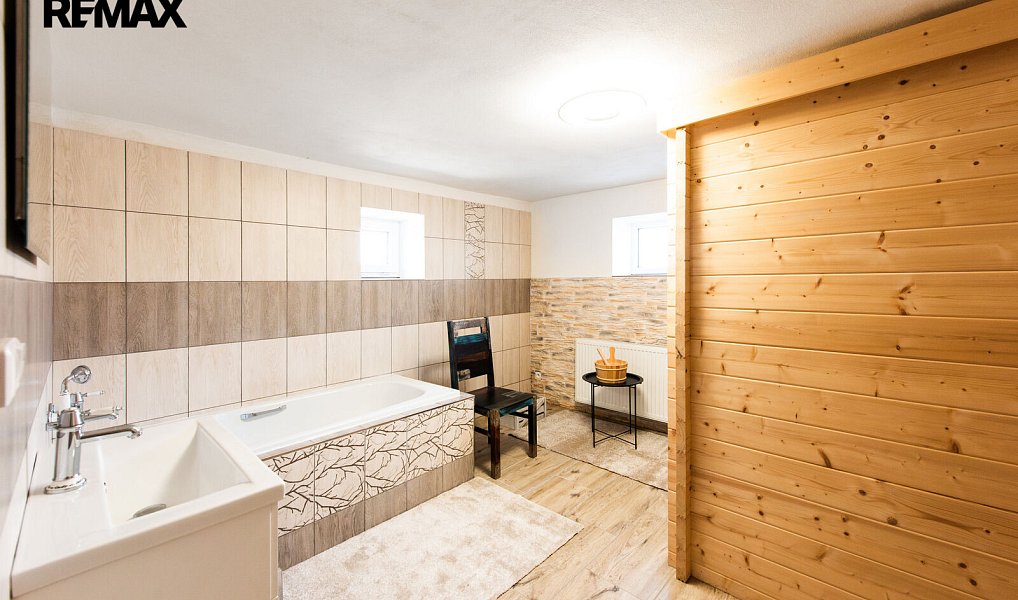 Prodej domu 200 m² s pozemkem 802 m², Šumná – náhled fotky 30