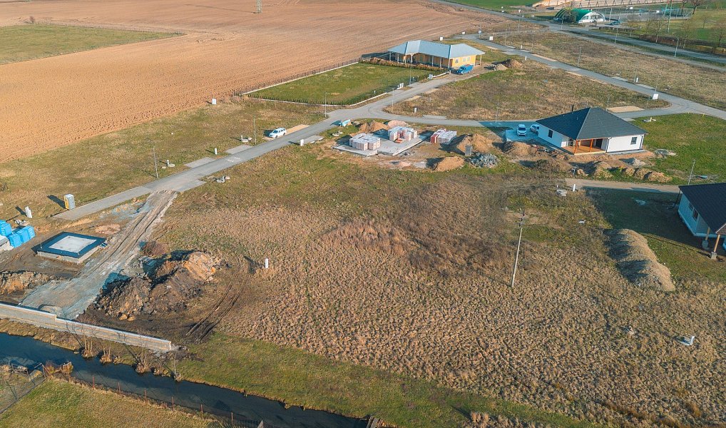 Prodej domu 89 m² s pozemkem 998 m², Ráby – náhled fotky 48