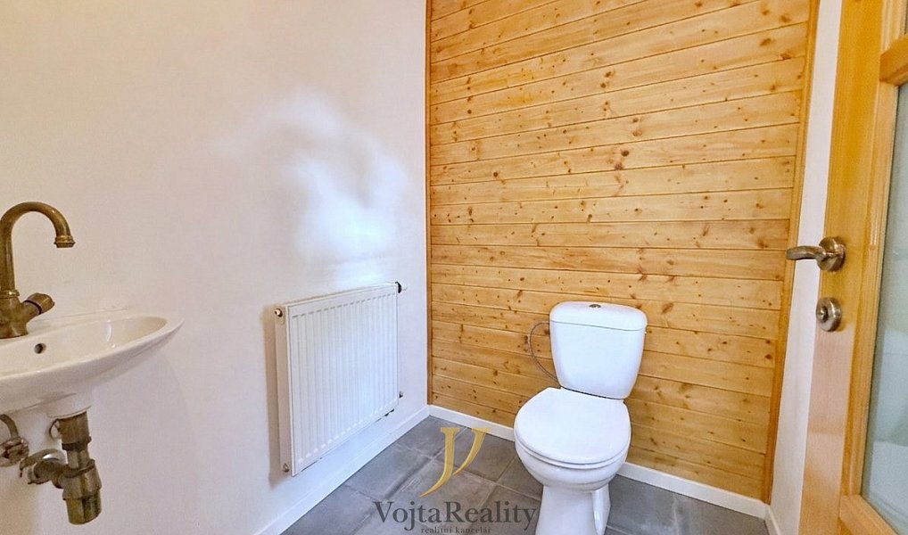 Prodej domu 160 m² s pozemkem 1 494 m², Cholina – náhled fotky 26