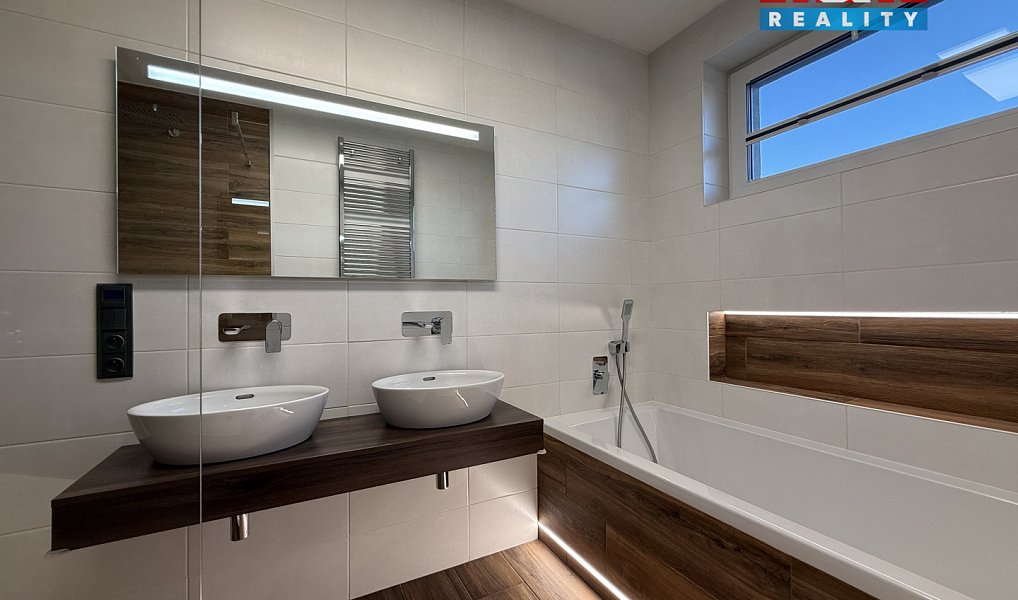 Prodej domu 105 m² s pozemkem 671 m², Rychvald – náhled fotky 12