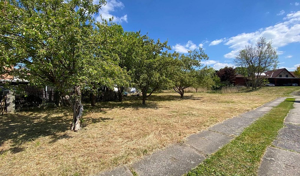 Prodej stavebního pozemku 1 327 m², Chomutov – náhled fotky 3