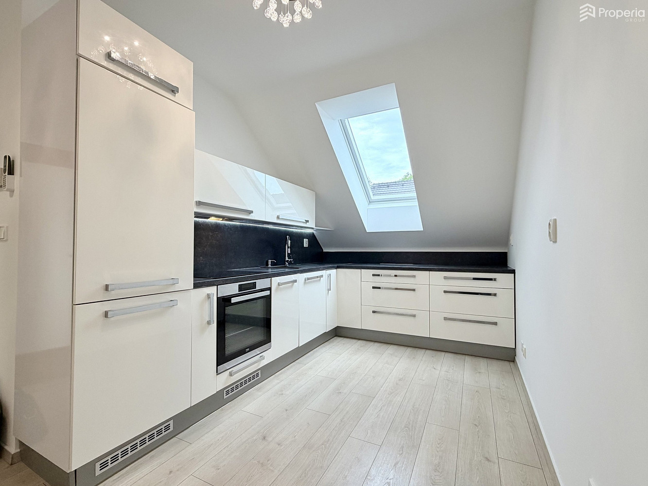 Pronájem bytu 3+kk 61 m²