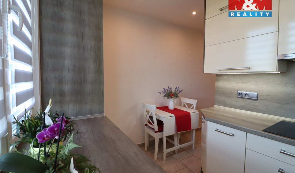 Prodej bytu 2+1 60 m², Postoloprty – náhled fotky 10
