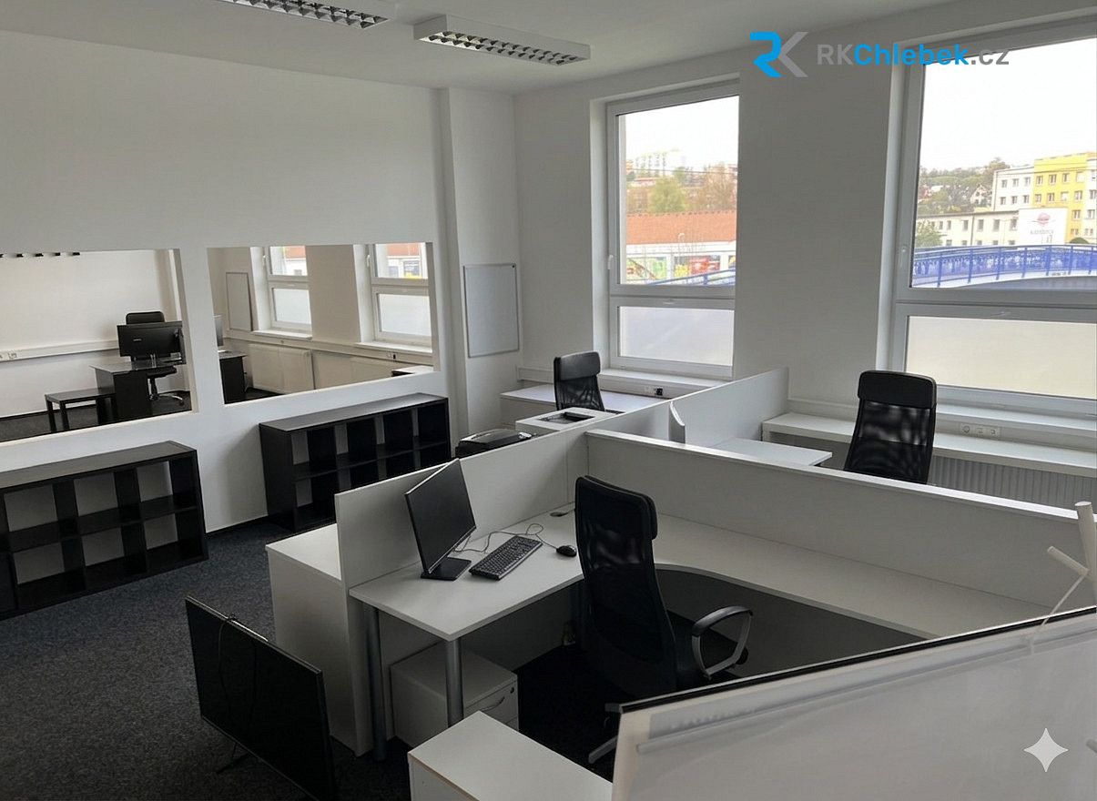 Pronájem kanceláře 73 m² – fotografie 2