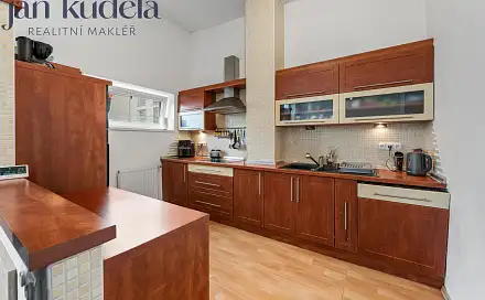 Pronájem bytu 3+kk 76 m²