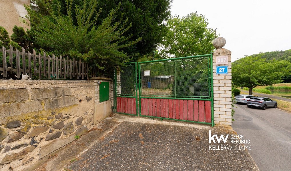 Prodej domu 120 m² s pozemkem 2 073 m², Bílina – náhled fotky 28