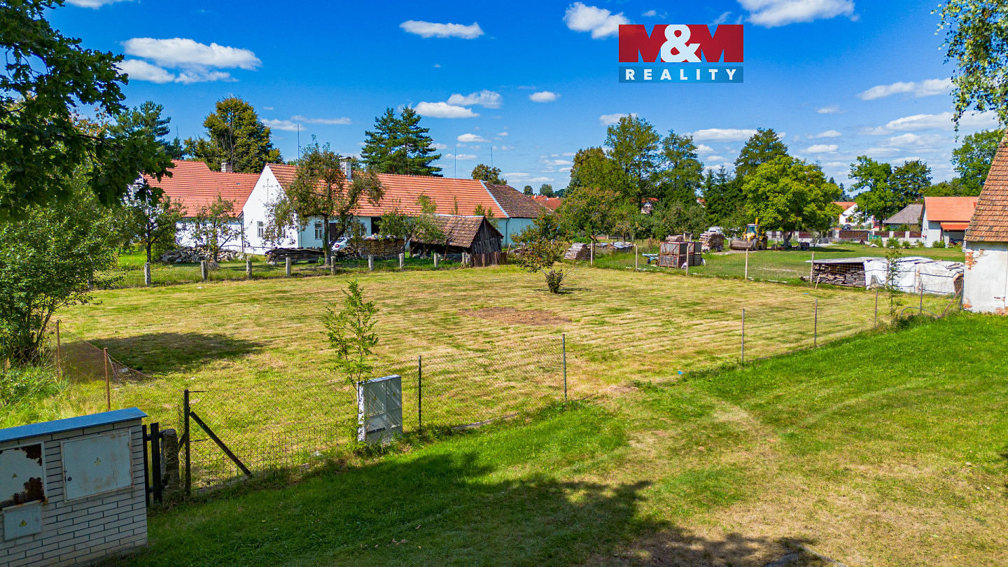 Prodej stavebního pozemku 1 115 m²