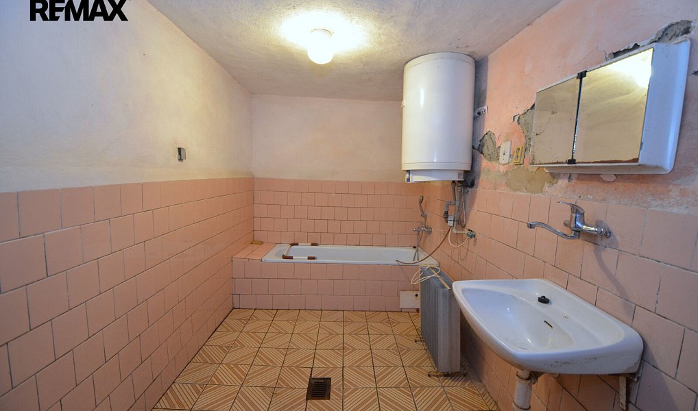 Prodej chaty/chalupy 230 m² s pozemkem 2 014 m², Spálov – náhled fotky 50