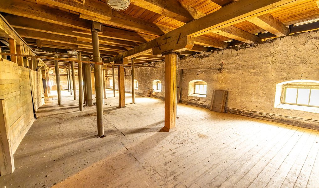 Prodej zemědělského objektu 1 137 m², Božejov – náhled fotky 2