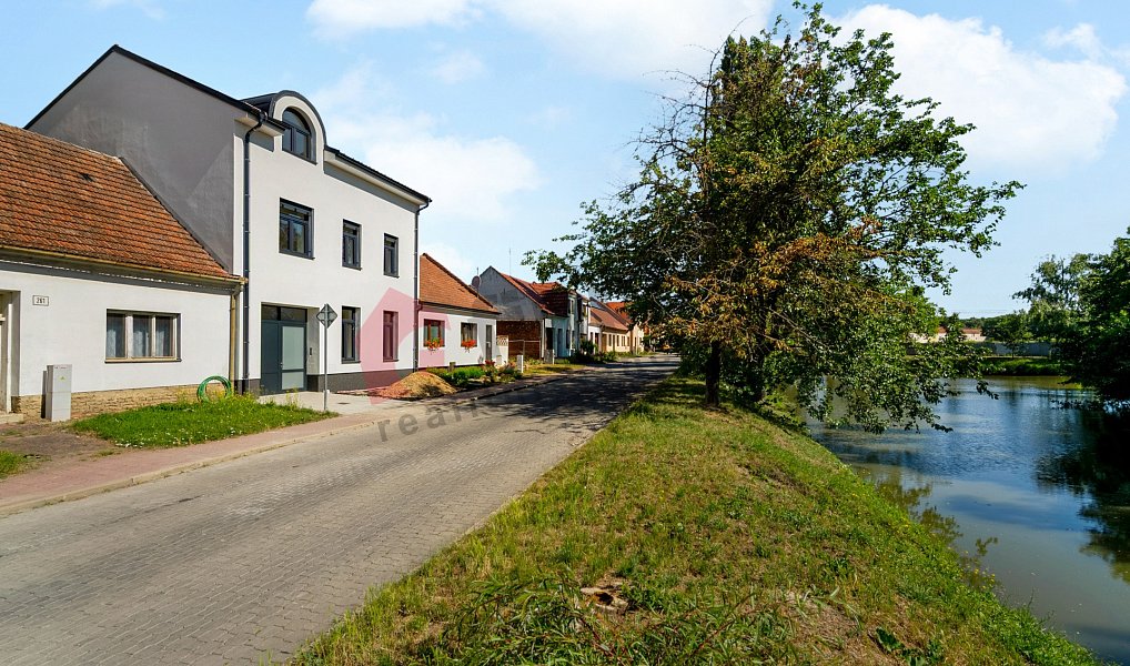 Prodej bytu 3+kk 62 m², Sokolnice – náhled fotky 7