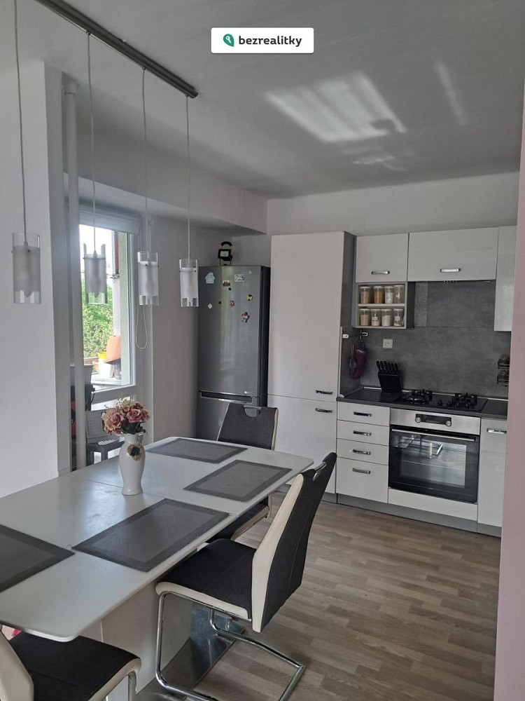 Prodej bytu 3+kk 64 m² – fotografie 2