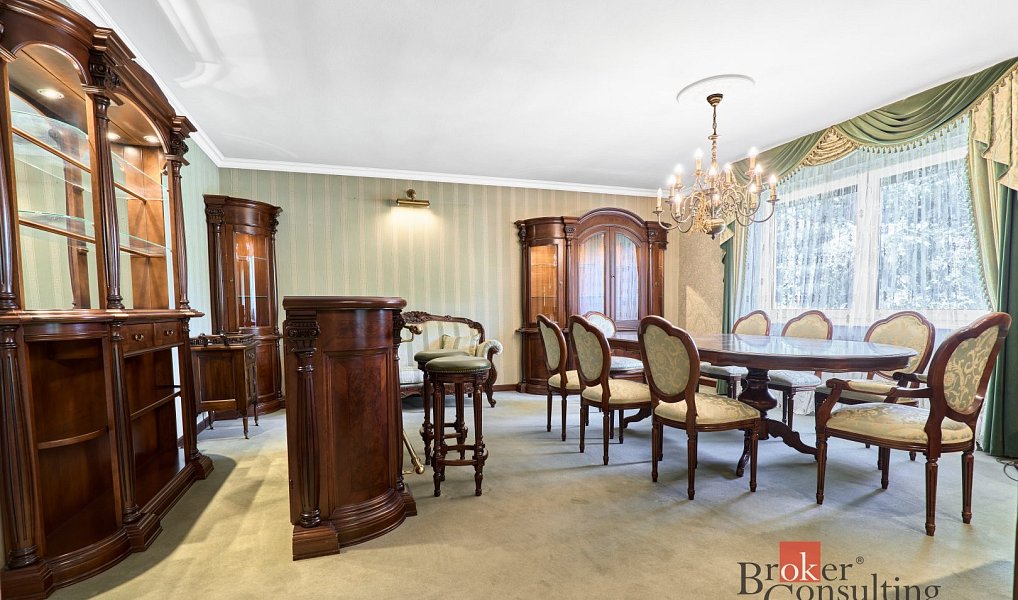 Pronájem domu 388 m² s pozemkem 2 802 m², Karlovy Vary – náhled fotky 6