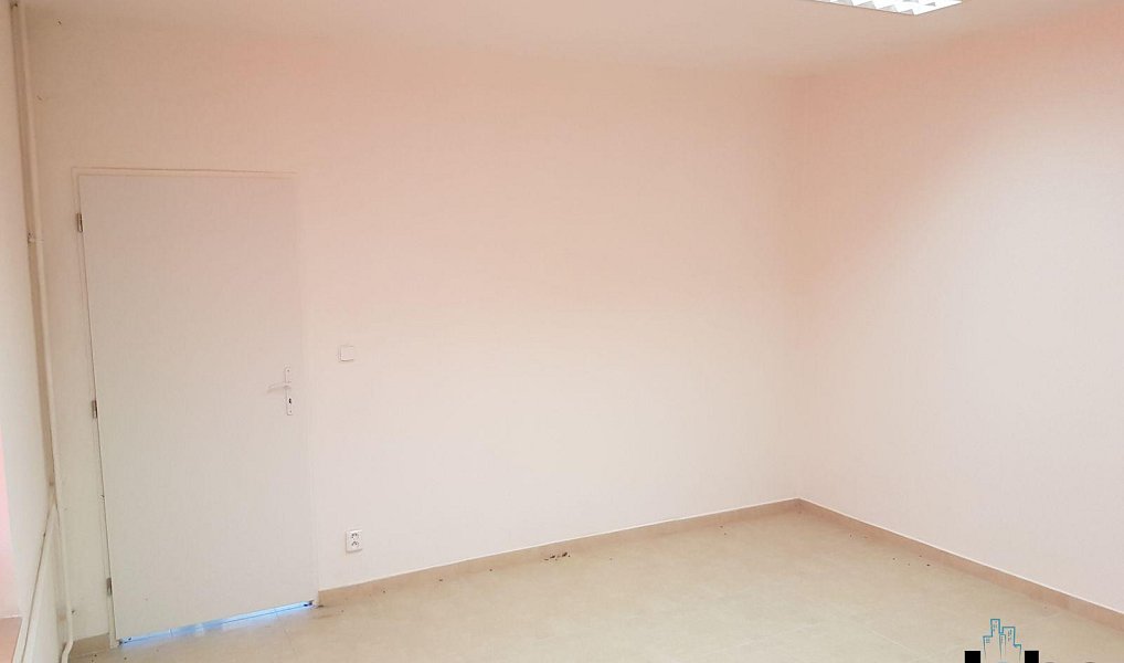 Pronájem výrobních prostor 1 000 m², Most – náhled fotky 9