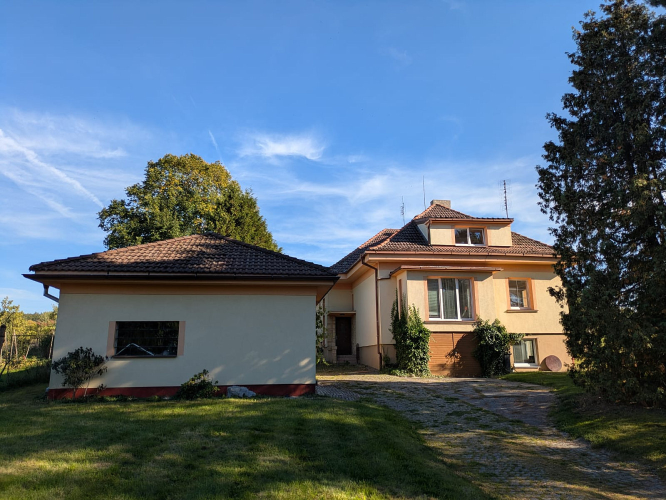 Prodej domu 299 m² s pozemkem 4 826 m²