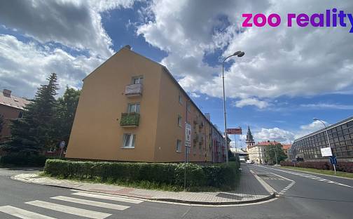 Pronájem bytu 2+1 51 m², Karla Buriana, Chomutov