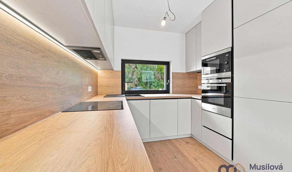 Pronájem rodinného domu, 92 m², Teplice, Újezdeček