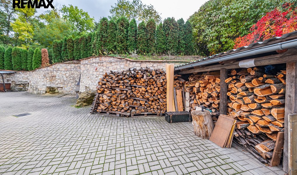 Prodej kanceláře 670 m², Zbrašín – náhled fotky 35