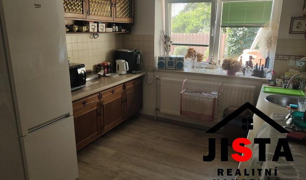 Prodej domu 250 m² s pozemkem 1 873 m², Babice – náhled fotky 16