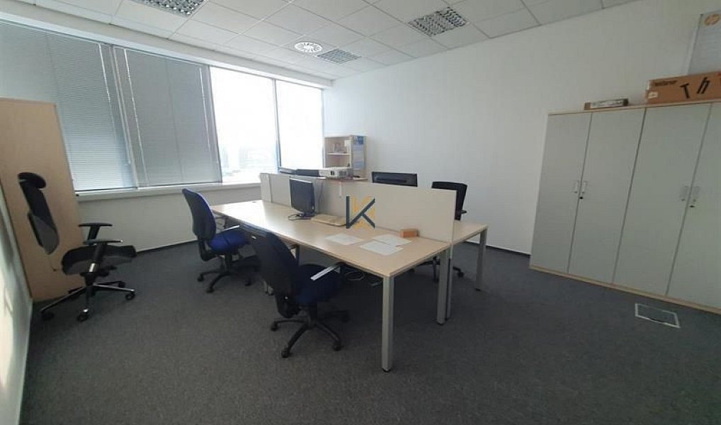 Pronájem kanceláře 140 m², Praha – náhled fotky 2