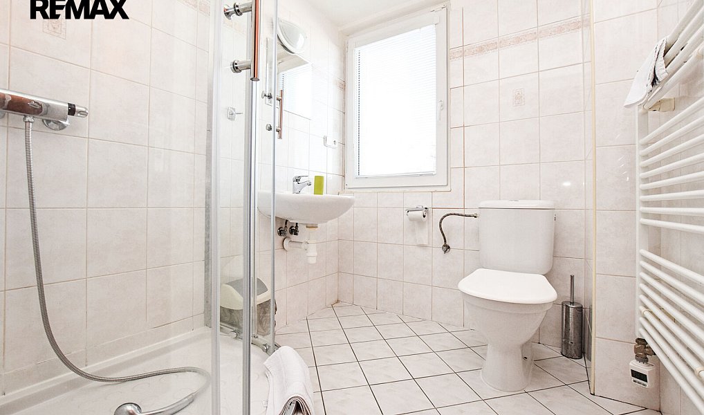 Prodej ubytovacího objektu 644 m², Kovářská – náhled fotky 18