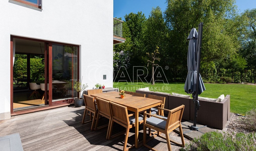Prodej domu 285 m² s pozemkem 848 m², Statenice – náhled fotky 26
