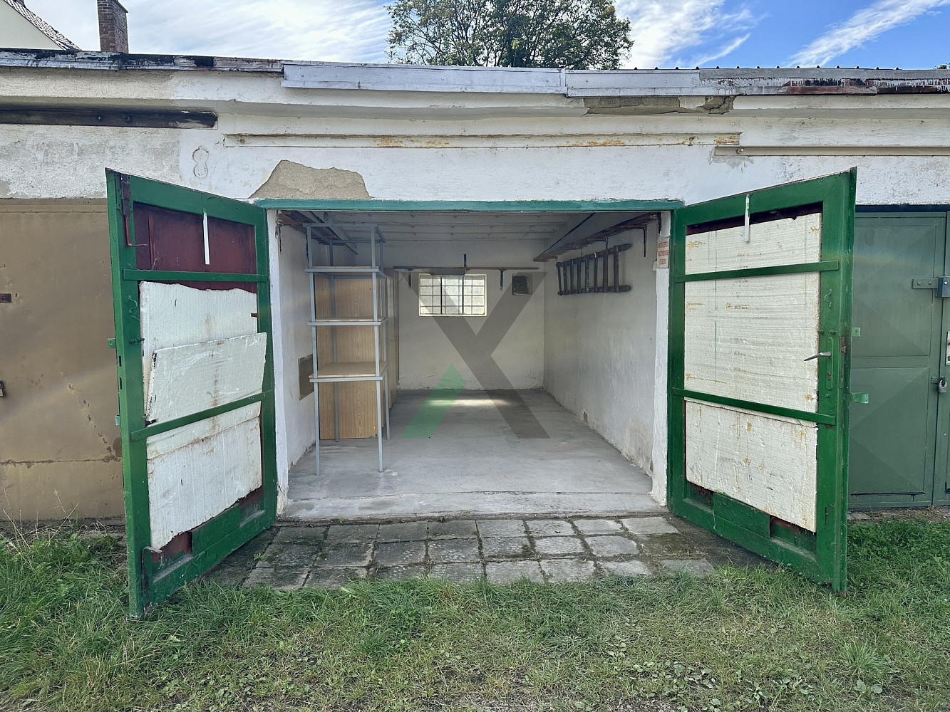 Prodej garáže s elektřinou 18 m2, brno - maloměřice — photo 4