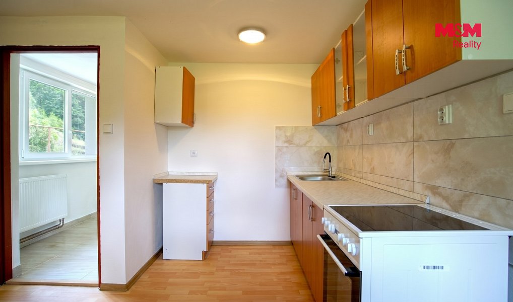 Prodej domu 180 m² s pozemkem 5 082 m², Hutisko-Solanec – náhled fotky 8
