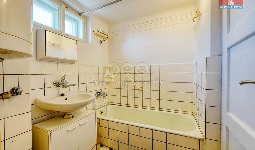 Prodej chaty/chalupy 126 m² s pozemkem 1 072 m², Blovice – náhled fotky 12