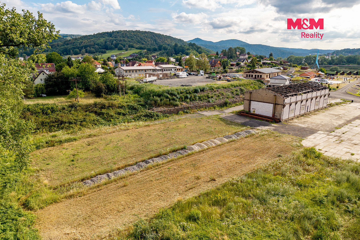 Pronájem pozemku 250 m² – fotografie 4