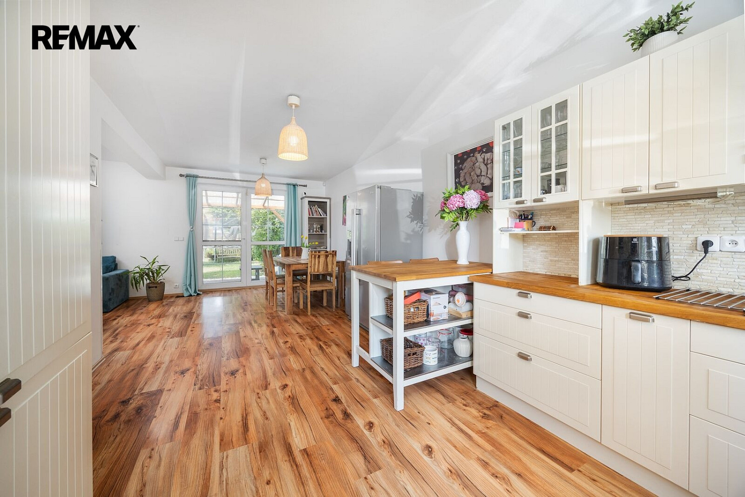 Prodej domu 104 m² s pozemkem 105 m² – fotografie 2