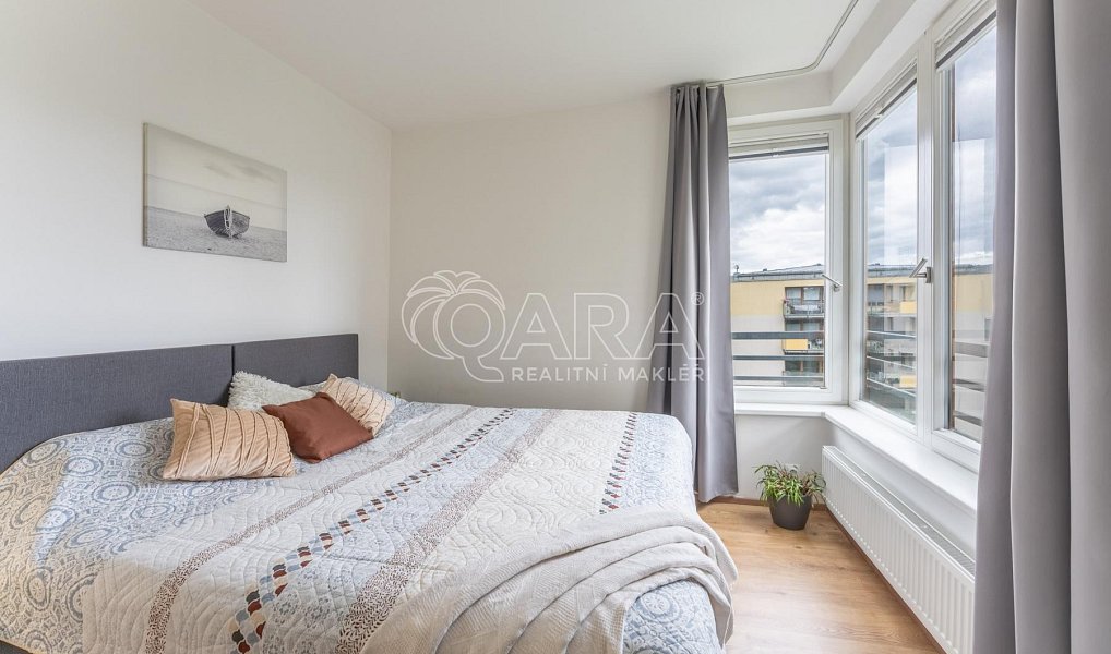 Prodej bytu 3+kk 79 m², Praha – náhled fotky 16
