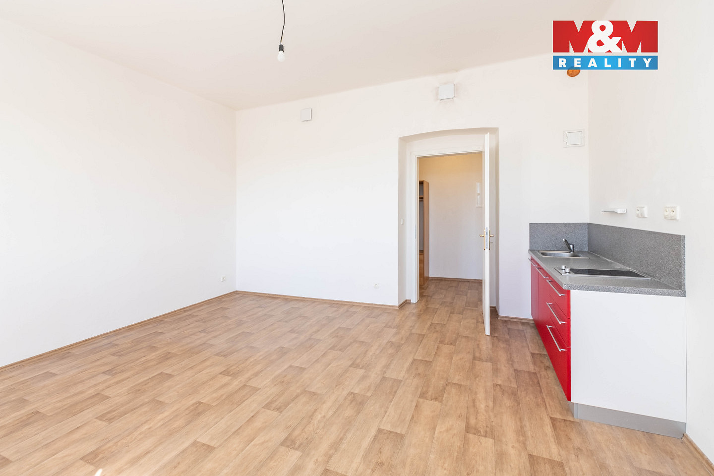 Pronájem bytu 1+kk 32 m² — photo 2