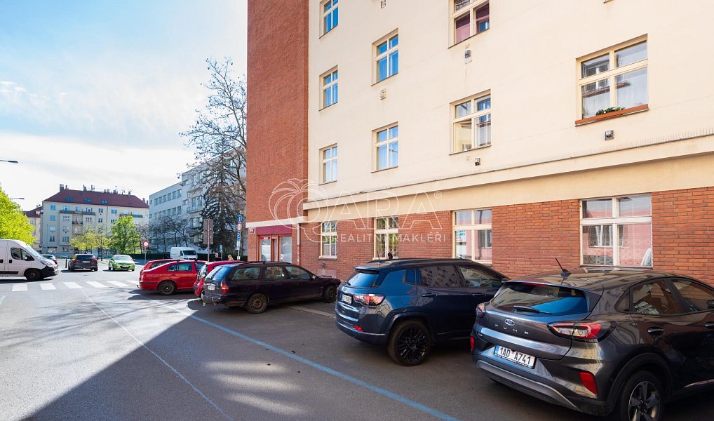 Prodej bytu 1+kk 25 m², Praha – náhled fotky 4
