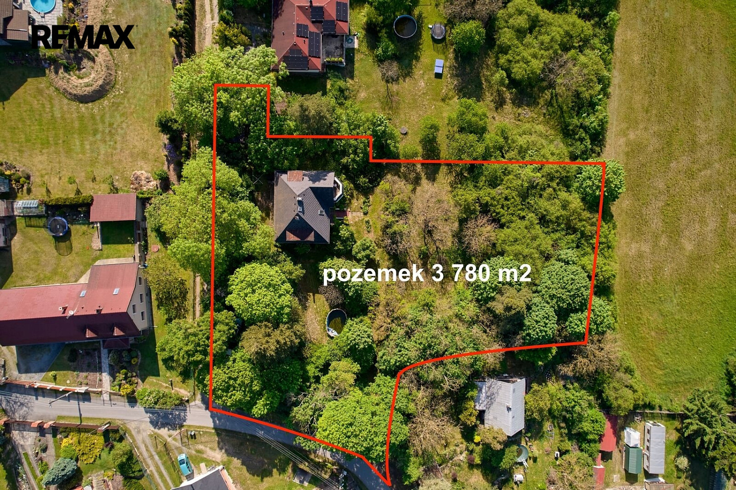 Prodej stavebního pozemku 3 780 m²