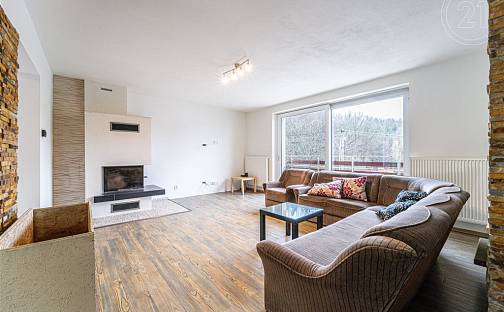 Pronájem domu 200 m² s pozemkem 1 210 m², Křtiny, okres Blansko