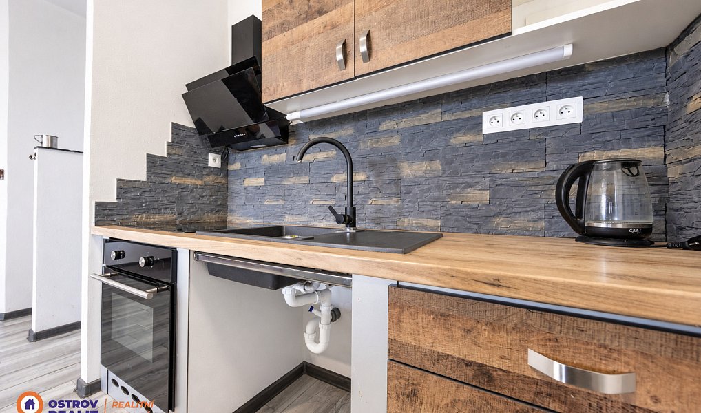 Prodej domu 240 m² s pozemkem 431 m², Červenka – náhled fotky 3