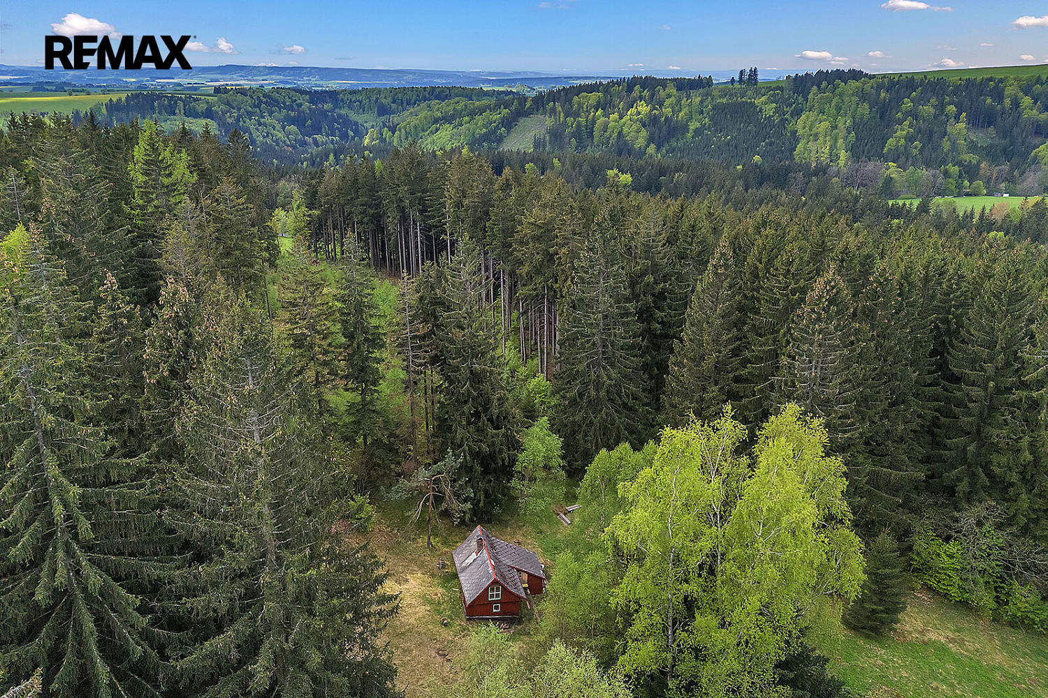 Prodej stavebního pozemku 2 170 m² – fotografie 2